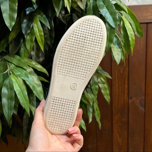 New DV Dolce Vita Black Tweed Sequin Slip On Platform Sneakers - Picture 5 of 6